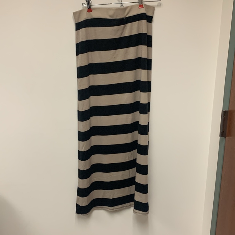 Ambiance apparel maxi skirt - Picture 4 of 4